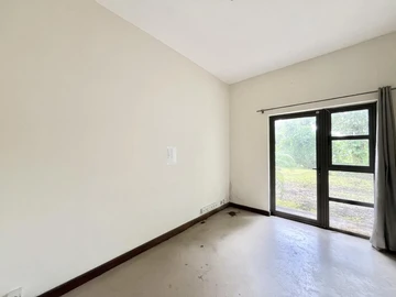 8 Bedroom House