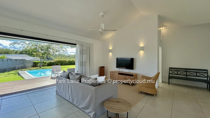 Charming 3-Bedroom Home with Garden, Pool & Mountain Views in Secure Estate