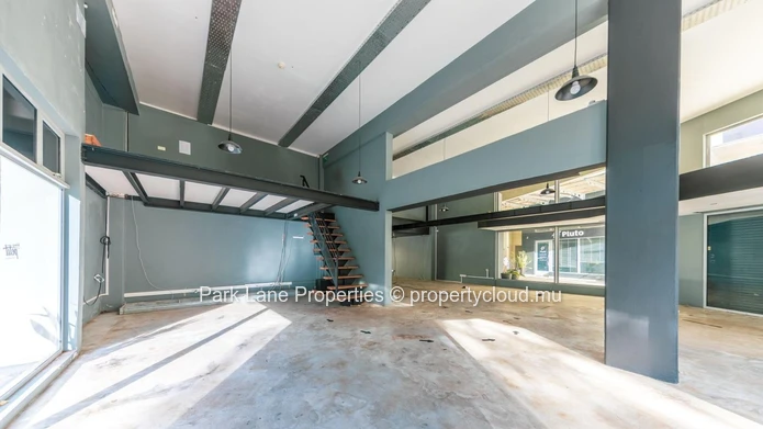 Commercial space ideally situated in the heart of Black River