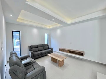 4 Bedroom Townhouse, Duplex
