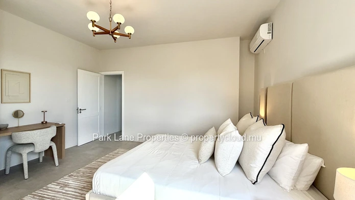 Top-Floor 3-Bedroom Apartment with Exclusive Rooftop and Plunge Pool