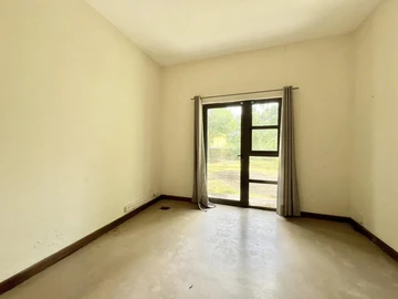 8 Bedroom House