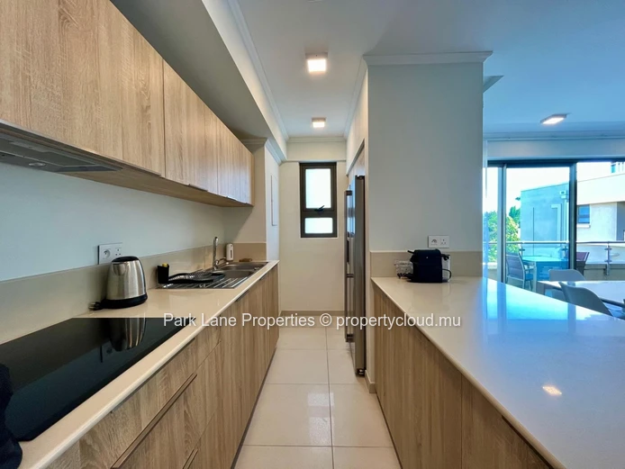 RES apartment with access to the beach