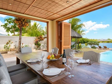 5 Bedroom Villa