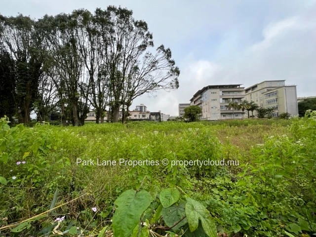 Prime development opportunity – 1.4 Acres in the heart of Curepipe