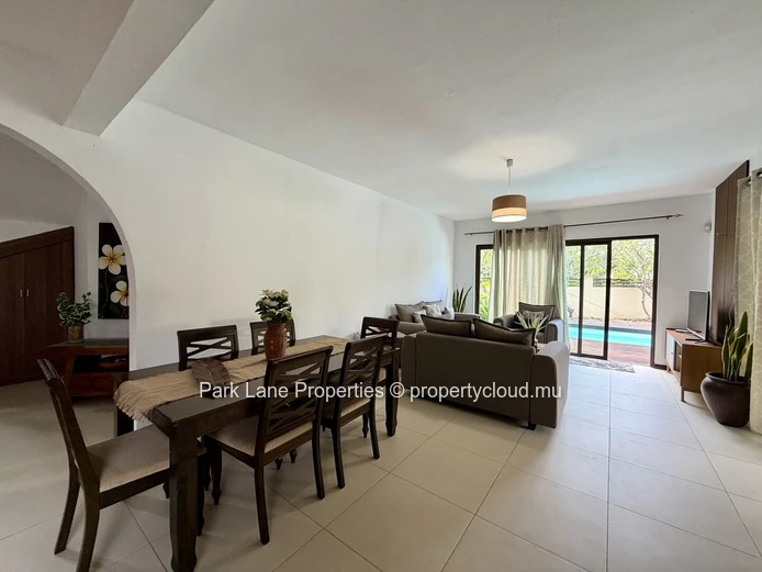 Comfortable family  home with pool and double garage 