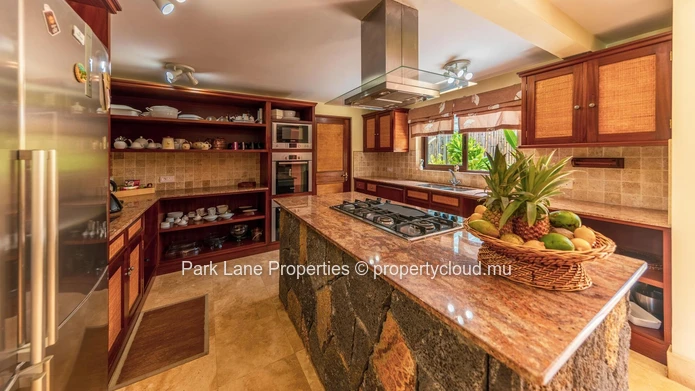 Exquisite Colonial Estate in the Heart of Chamarel’s Lush Mountains