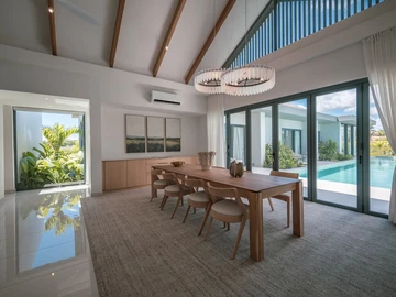 4 Bedroom Villa