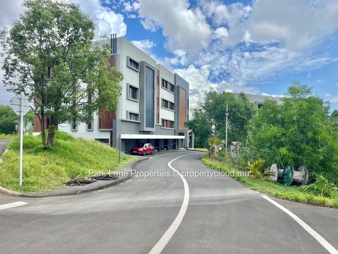 Exclusive Penthouse in the Heart of Moka 