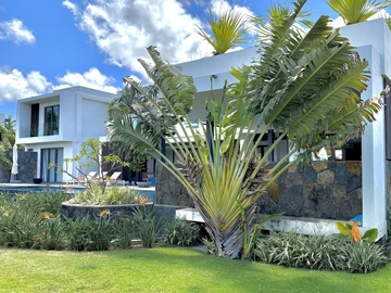 5 Bedroom Villa
