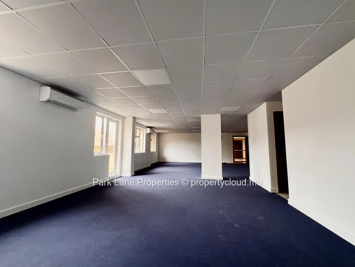 Office space in Quatre Bornes – Ideal for immediate business setup