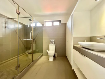 3 Bedroom Townhouse, Duplex