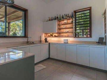 5 Bedroom Villa