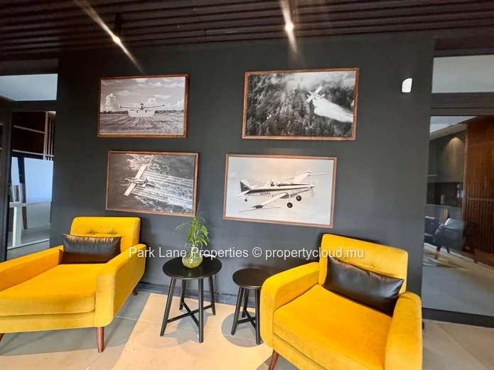 Opportunité de bureaux premium avec vue sur La Tourelle et Le Rempart