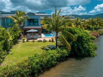 4 Bedroom Villa