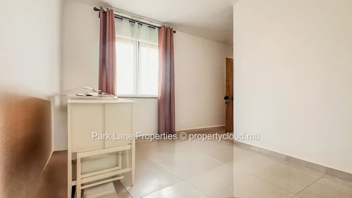 Contemporary duplex in Hermitage – Stylish living in a central location