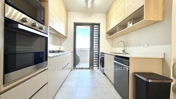 Top-Floor 3-Bedroom Apartment with Exclusive Rooftop and Plunge Pool