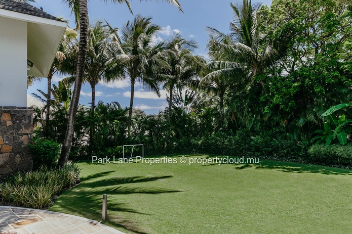 Elegant Golfside Villa with Pavilion in Anahita – Lunea Neighbourhood