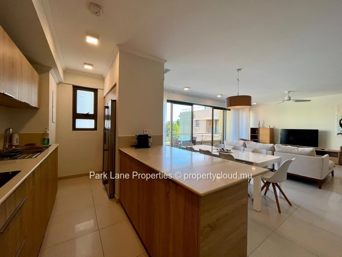 RES apartment with access to the beach