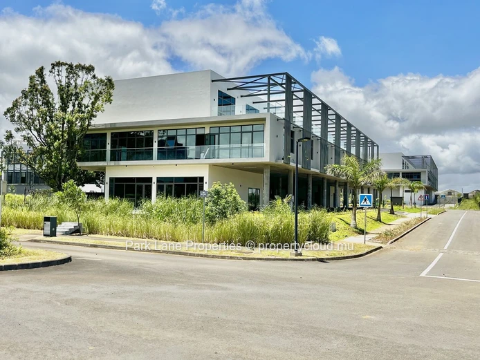 Prime Office Spaces in Vivea Signature North: Your Gateway to Smart City Living