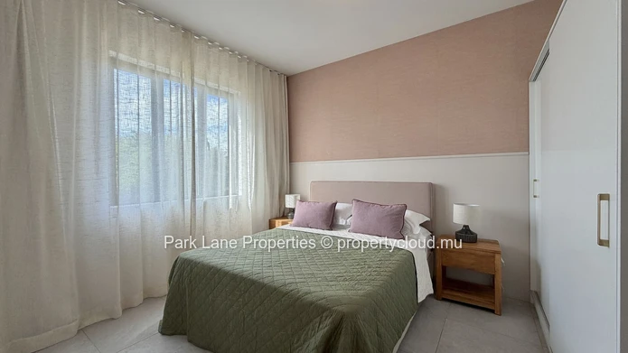 Beautifully furnished 3-Bedroom Apartment With Great Views